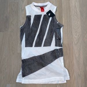 Nike jersey tank NWT
